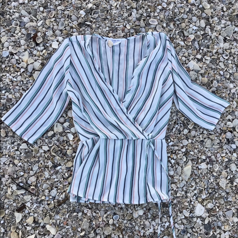 Light blouse stripes
